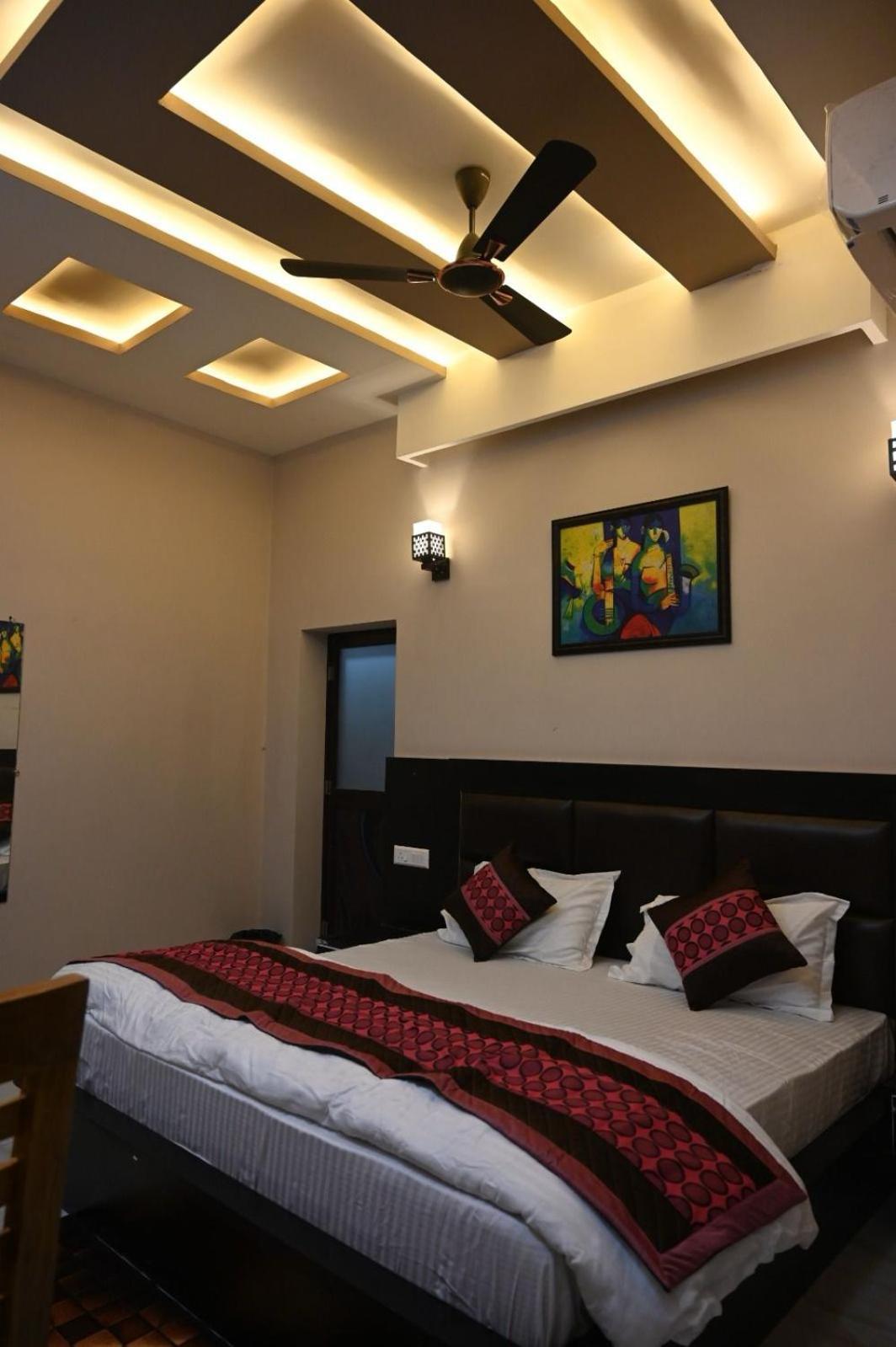 Hotel Ps Residency Varanasi Esterno foto