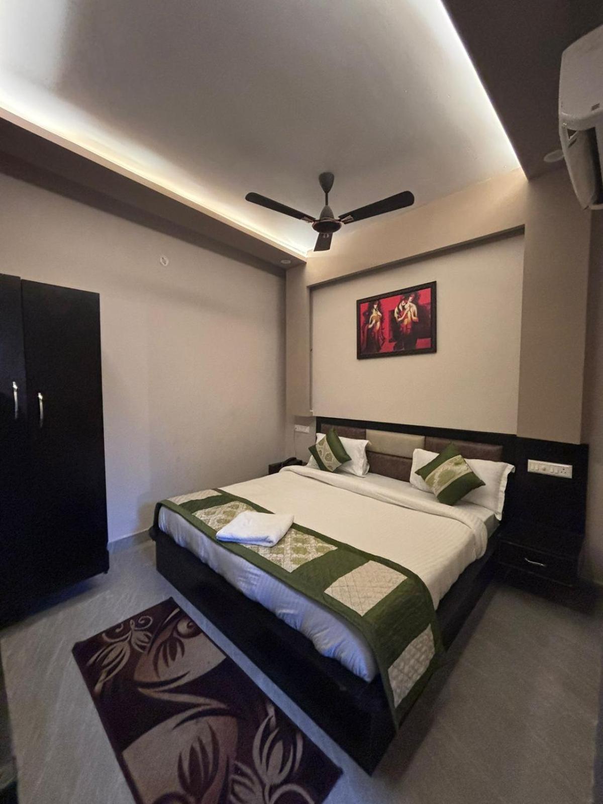 Hotel Ps Residency Varanasi Esterno foto