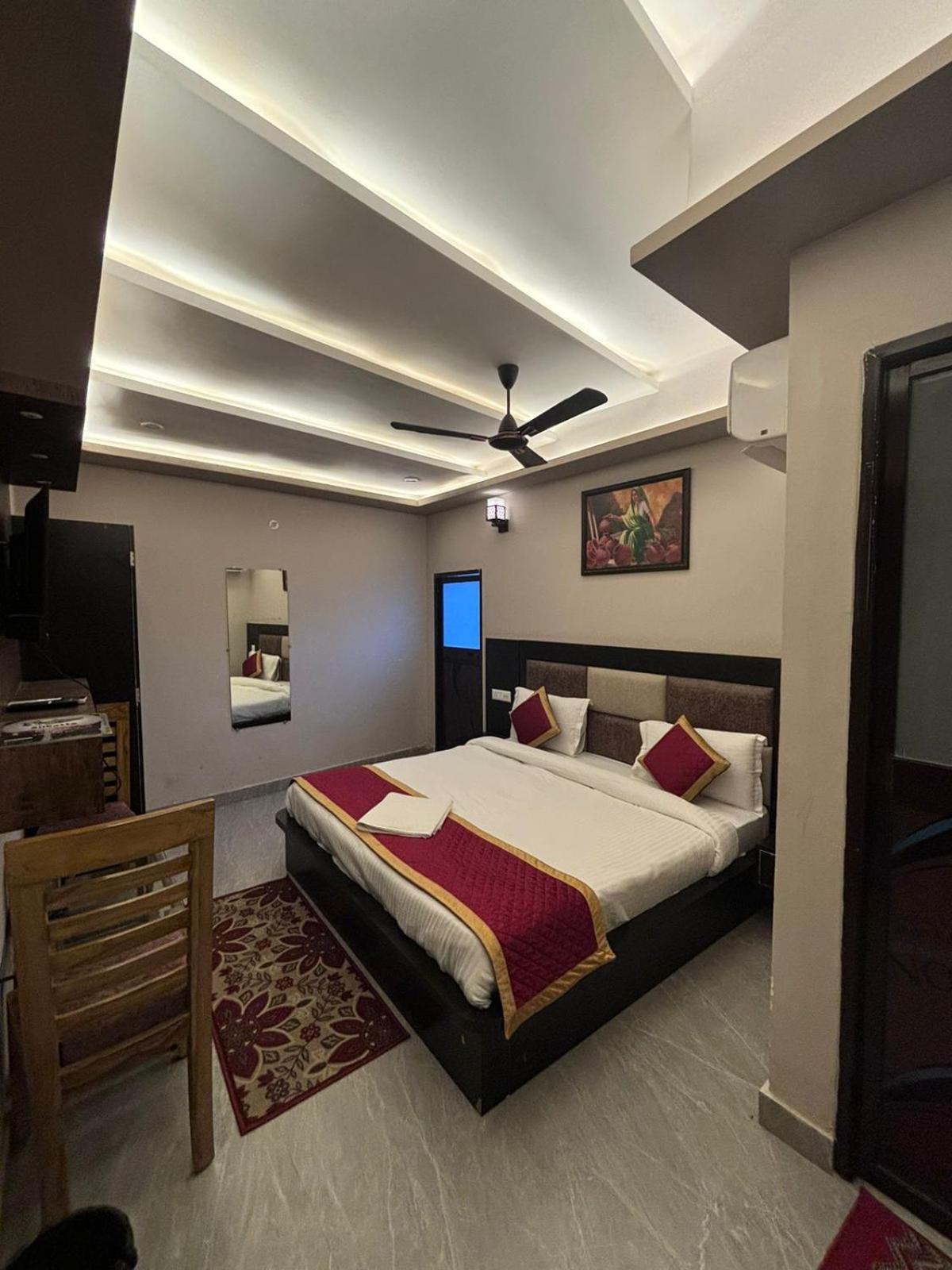 Hotel Ps Residency Varanasi Esterno foto