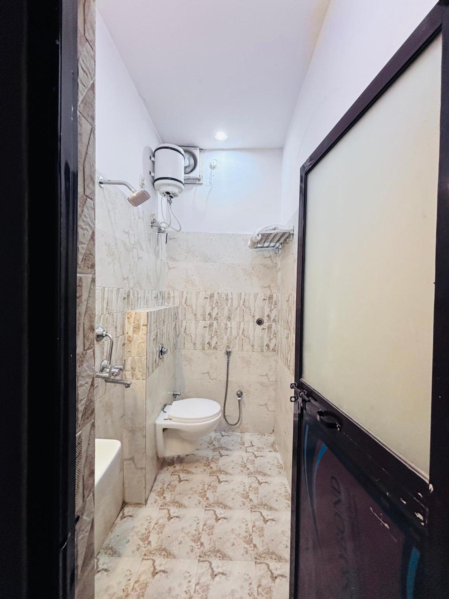 Hotel Ps Residency Varanasi Esterno foto
